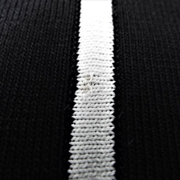 BCBGMaxAzria Black and White V-Neck Ribbed Knit Sweater Dress Size Small - Picture 8 of 10